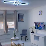 OT Appart City Logement élégant et central